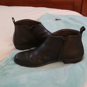 aerosoles step it up bootie